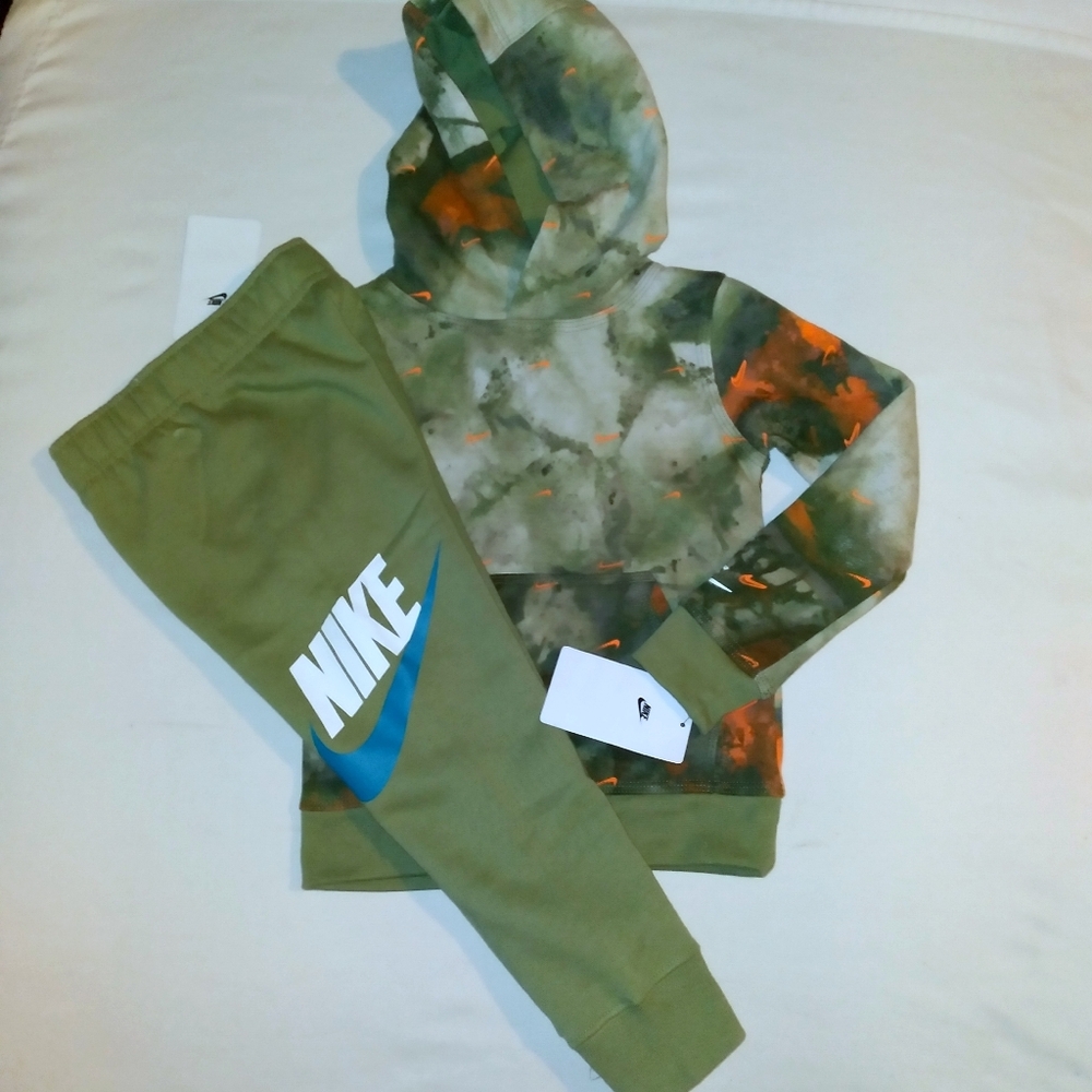 Nike Boys Toddler 2pc Hooded Alligator Camo Jogger Set- 4T